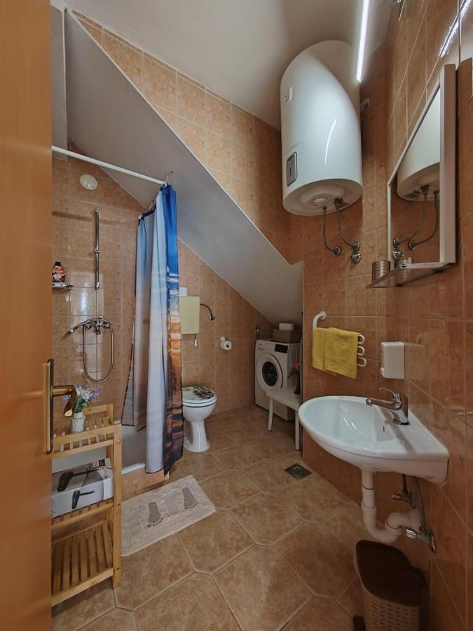 איגריין Apartments Turan Centrally Located With Free Parking מראה חיצוני תמונה